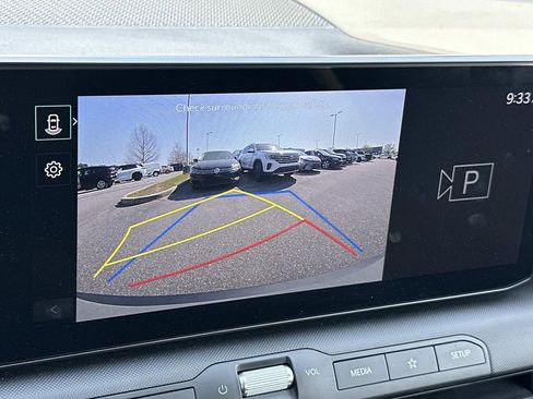 Used 2025 Kia K4 LXS image 24