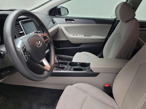 Used 2018 Hyundai Sonata SE FWD image 17