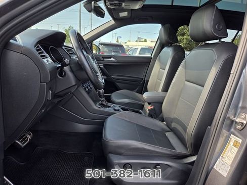 Used 2021 Volkswagen Tiguan SE R-Line AWD/4WD image 9
