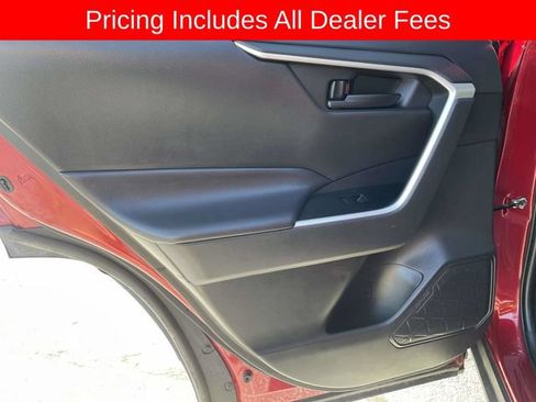 Used 2022 Toyota RAV4 LE FWD image 15