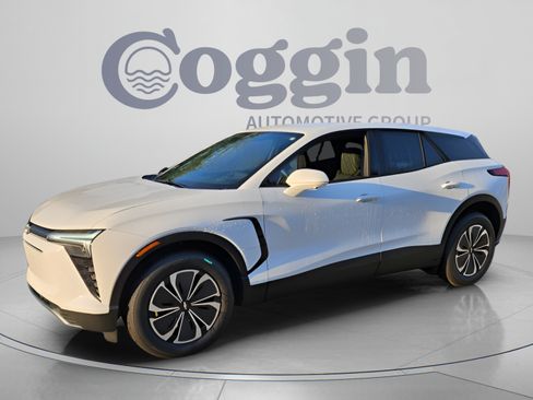 New 2025 Chevrolet Blazer EV LT AWD/4WD image 1