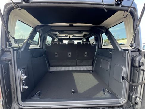 New 2026 Ford Bronco Badlands image 25