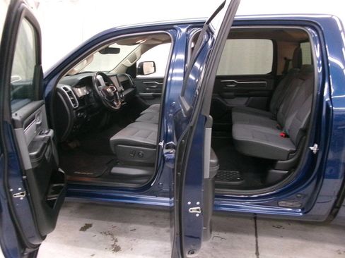 Used 2019 RAM 1500 Big Horn AWD/4WD image 16