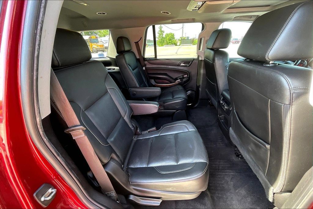 Used 2019 Chevrolet Tahoe Premier AWD/4WD image 25