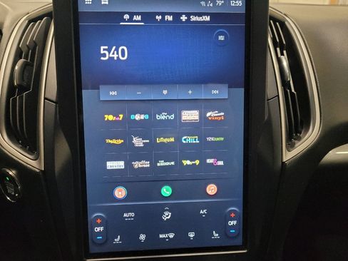 Used 2023 Ford Edge SEL image 25