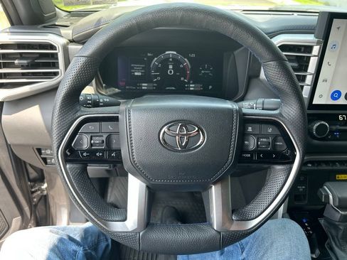 Used 2023 Toyota Tundra Platinum AWD/4WD image 12