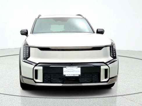 Used 2024 Kia EV9 GT-Line AWD/4WD image 2