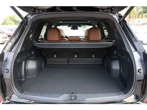 New 2026 Subaru Forester Touring AWD/4WD image 36
