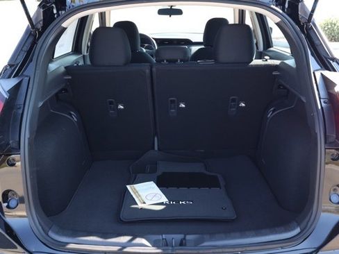 New 2025 Nissan Kicks Play S image 16