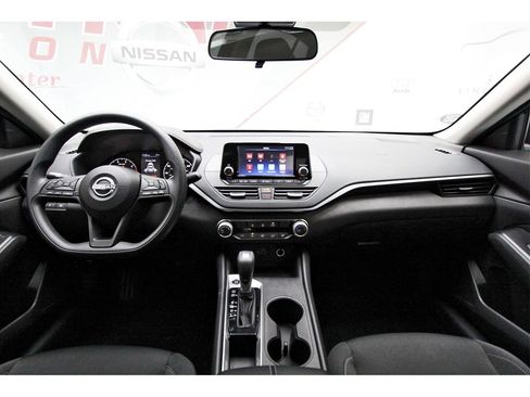 Certified 2024 Nissan Altima 2.5 S image 7