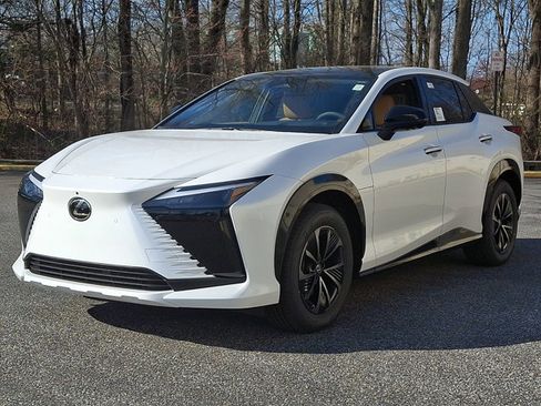 New 2026 Lexus RZ 450e AWD image 2