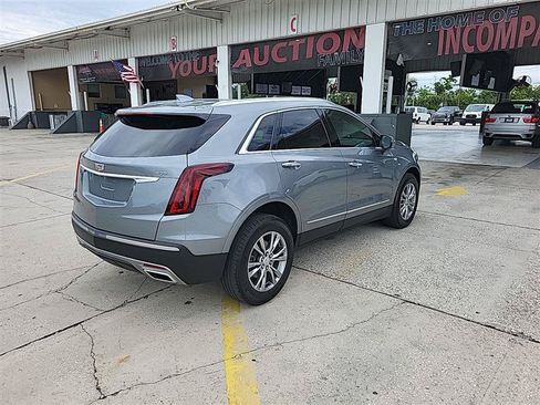 Used 2023 Cadillac XT5 Premium Luxury FWD image 6