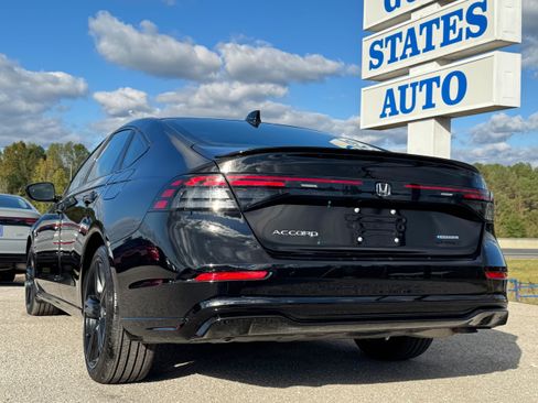 Used 2025 Honda Accord Sport image 22