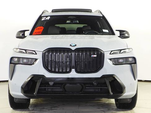 Used 2024 BMW X7 M60i w/ M Sport Professional Package image 3