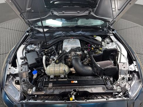 Used 2020 Ford Mustang Shelby GT500 w/ Technology Package RWD image 20