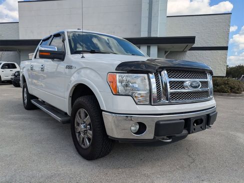 Used 2012 Ford F150 Lariat w/ Lariat Chrome Pkg image 3