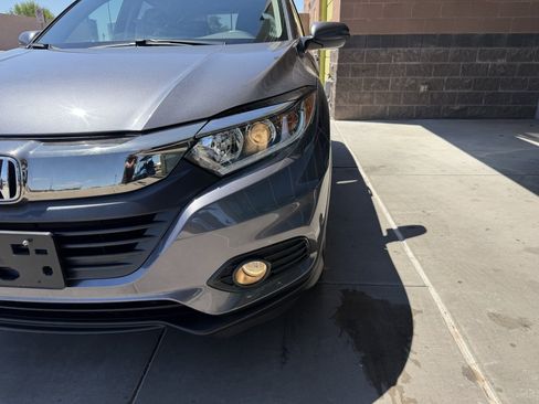Used 2022 Honda HR-V EX image 11