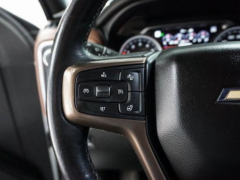 Used 2019 Chevrolet Silverado 1500 High Country w/ Technology Package image 25