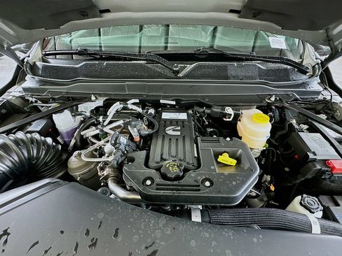 New 2026 RAM 3500 Laramie w/ Night Edition AWD/4WD image 17