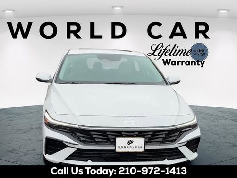 New 2026 Hyundai Elantra Limited FWD image 2