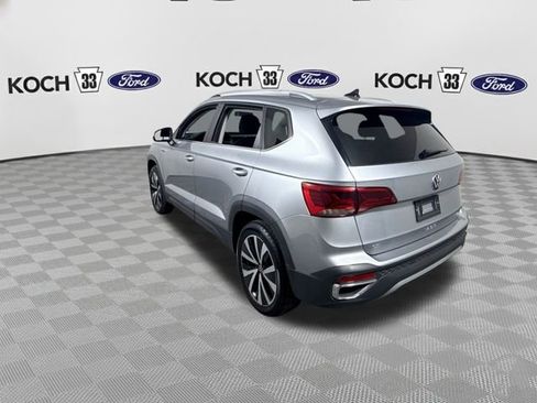 Used 2022 Volkswagen Taos SE image 6