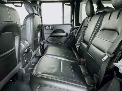 Used 2023 Jeep Wrangler Unlimited Sahara w/ Cold Weather Group image 12