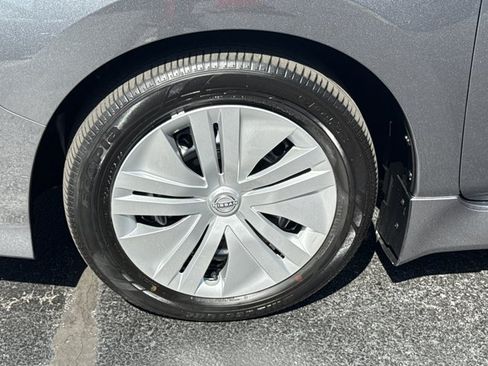 Certified 2025 Nissan Leaf S FWD image 12