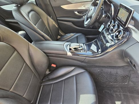 Used 2015 Mercedes-Benz C 300 Sedan image 14