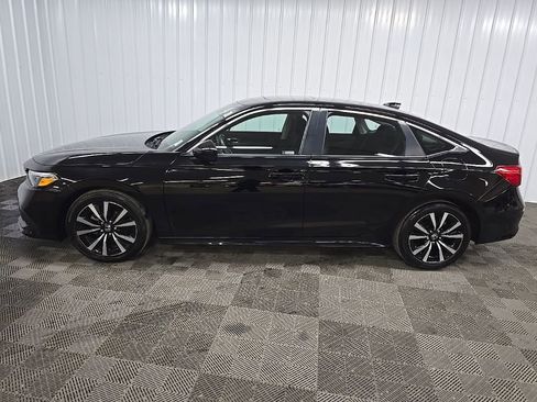 Used 2023 Honda Civic EX image 5