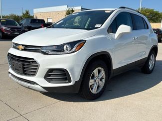 Used 2020 Chevrolet Trax LT w/ LT Convenience Package AWD/4WD video 2