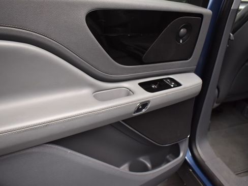 Used 2020 Lincoln Aviator Reserve w/ Class IV Trailer Tow Package image 15