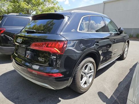 Used 2018 Audi Q5 2.0T Premium Plus w/ Premium Plus Package AWD/4WD image 6