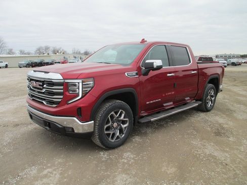 New 2026 GMC Sierra 1500 SLT w/ SLT Premium Plus Package image 9
