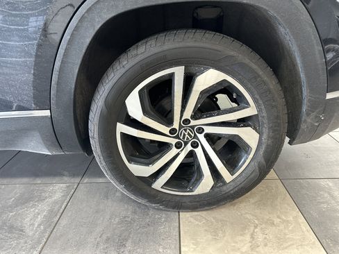 Used 2023 Volkswagen Atlas Cross Sport SEL image 6