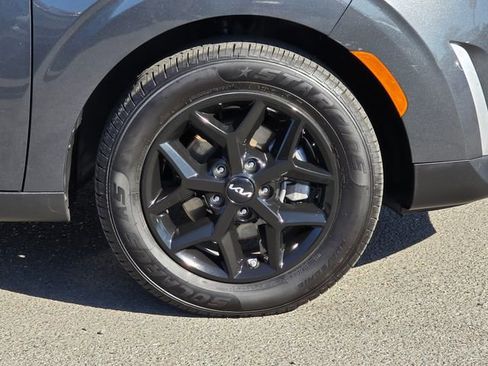 Used 2023 Kia Soul LX w/ Option Group 015 image 6