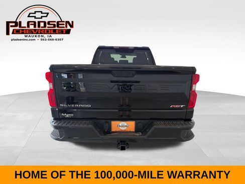 Used 2023 Chevrolet Silverado 1500 RST w/ Max Trailering Package AWD/4WD image 3