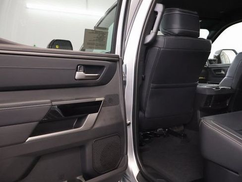 New 2026 Toyota Tundra Limited AWD/4WD image 31