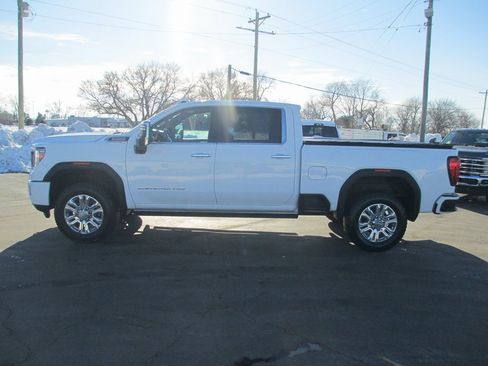 Used 2021 GMC Sierra 2500 Denali w/ Denali Ultimate Package image 10