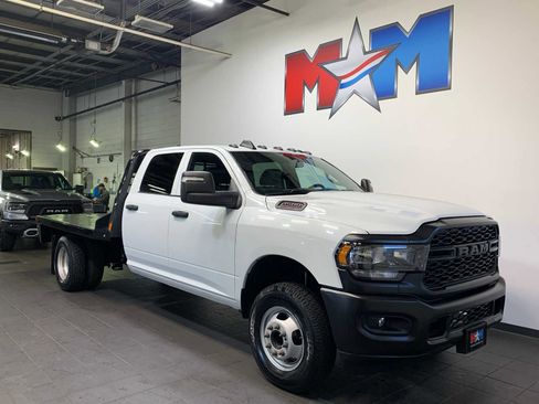 Used 2023 RAM 3500 Tradesman image 2