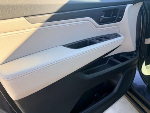 New 2026 Honda Odyssey EX-L image 10