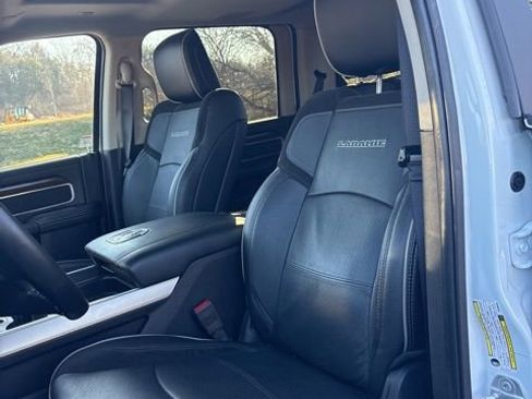 Used 2024 RAM 2500 Laramie w/ Protection Group image 40