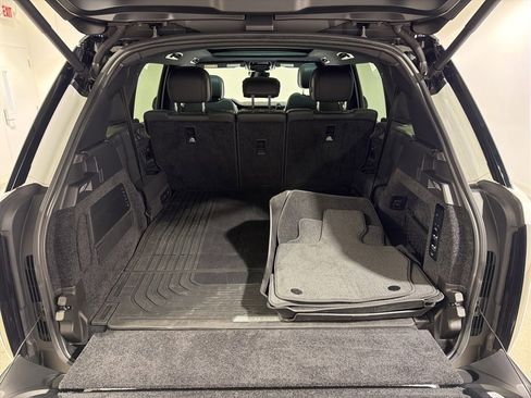 Used 2024 Land Rover Range Rover Long Wheelbase SE image 29