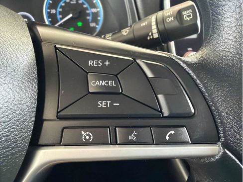 Used 2025 Nissan Leaf S FWD image 18