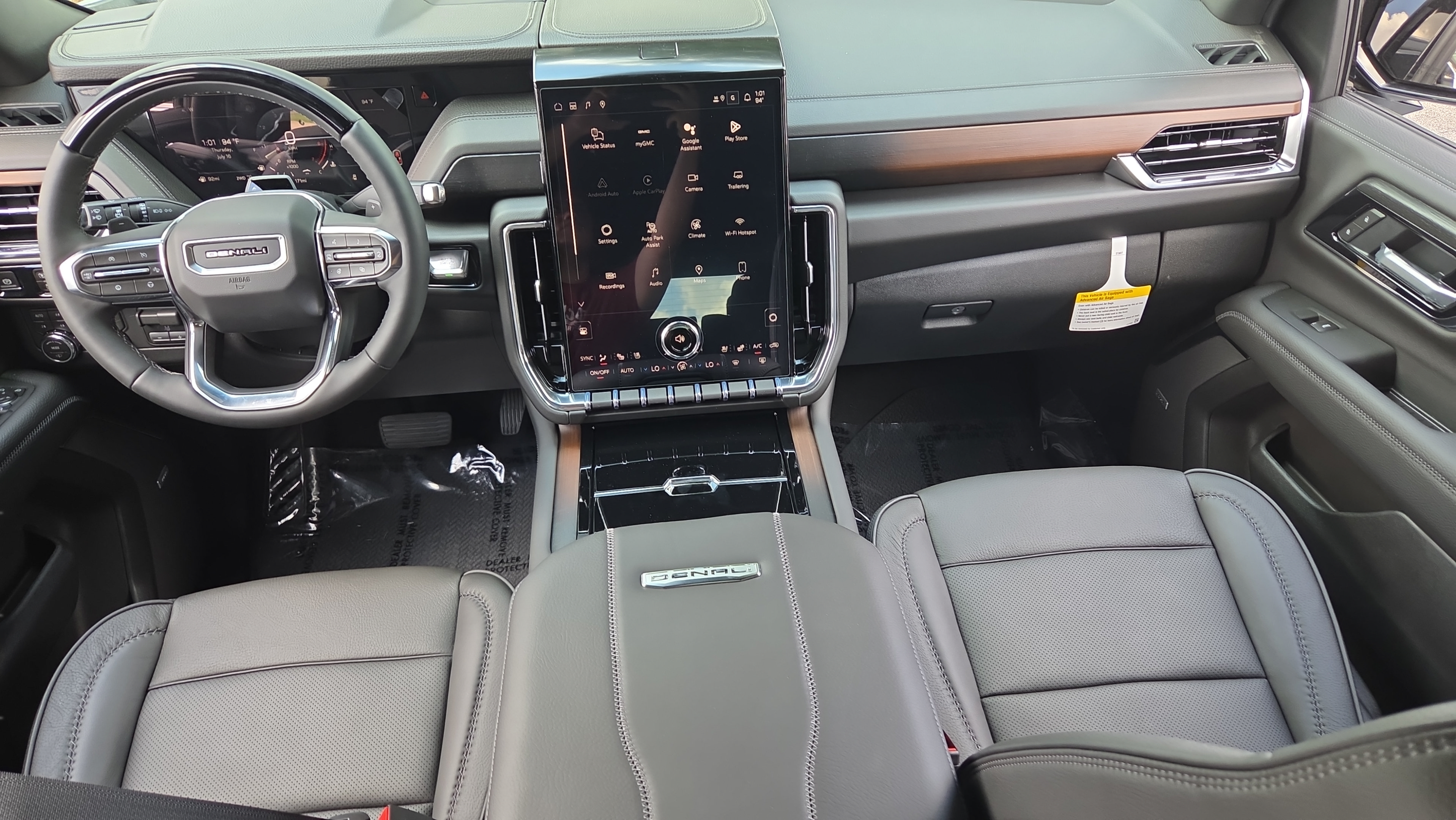 New 2026 GMC Yukon Denali w/ Denali Reserve Package AWD/4WD image 12
