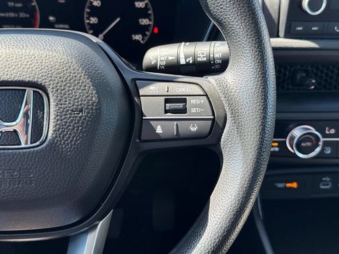 Used 2024 Honda CR-V EX image 11