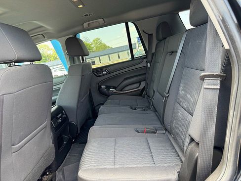 Used 2018 GMC Yukon SLE w/ SLE Value Package image 6