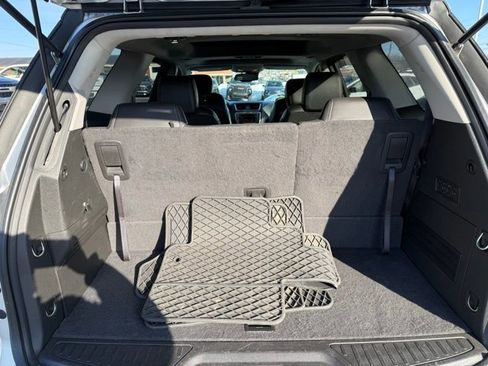 Used 2015 GMC Acadia Denali image 12