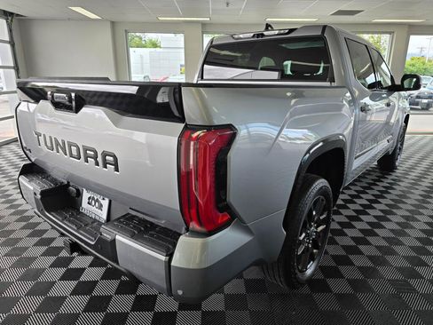 Used 2023 Toyota Tundra Platinum AWD/4WD image 3