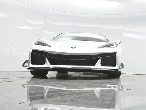 New 2025 Chevrolet Corvette Z06 w/ Z07 Performance Package RWD image 49