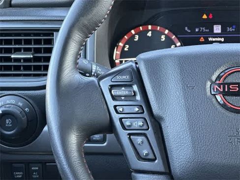 Used 2023 Nissan Titan PRO-4X w/ Pro-4x Convenience Package image 9